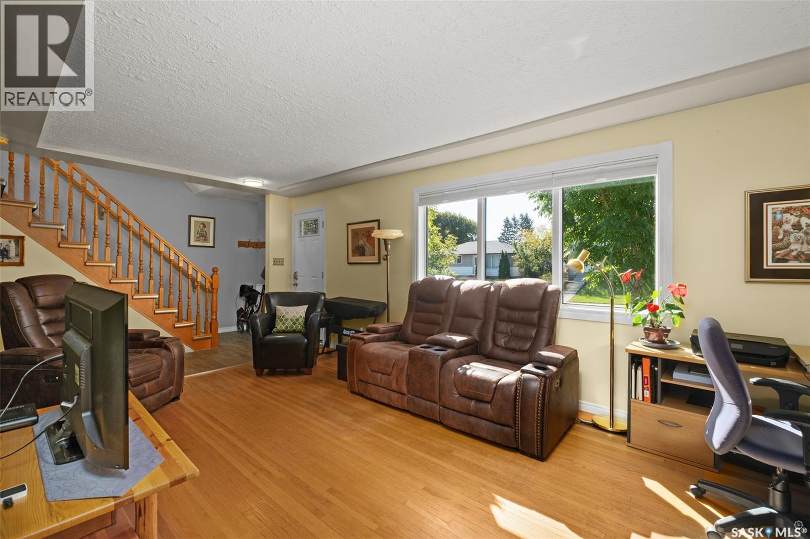 Photo 4 of 440 26th Street E, Prince Albert SK