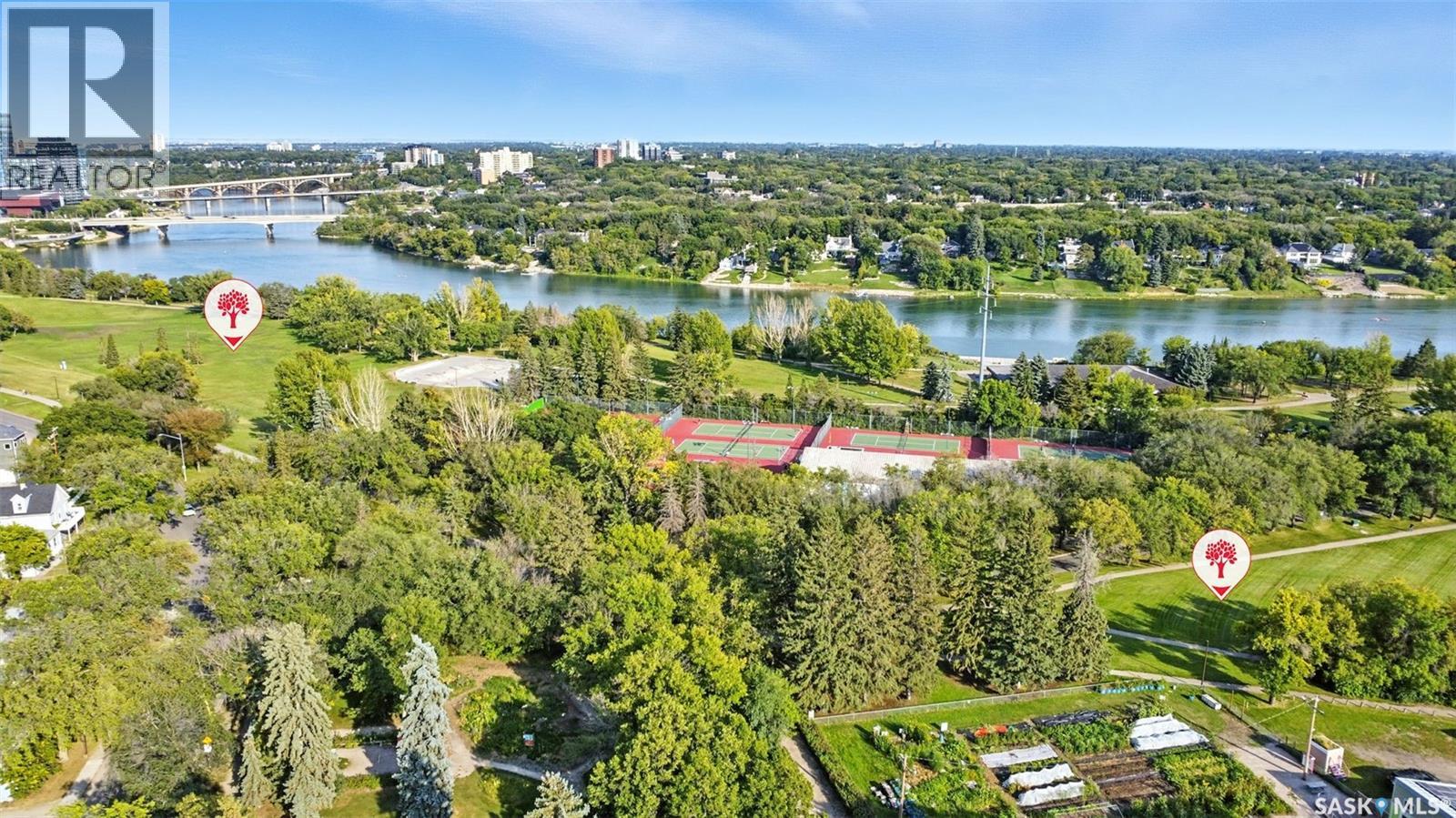 Photo 43 of 713 H Avenue S, Saskatoon SK