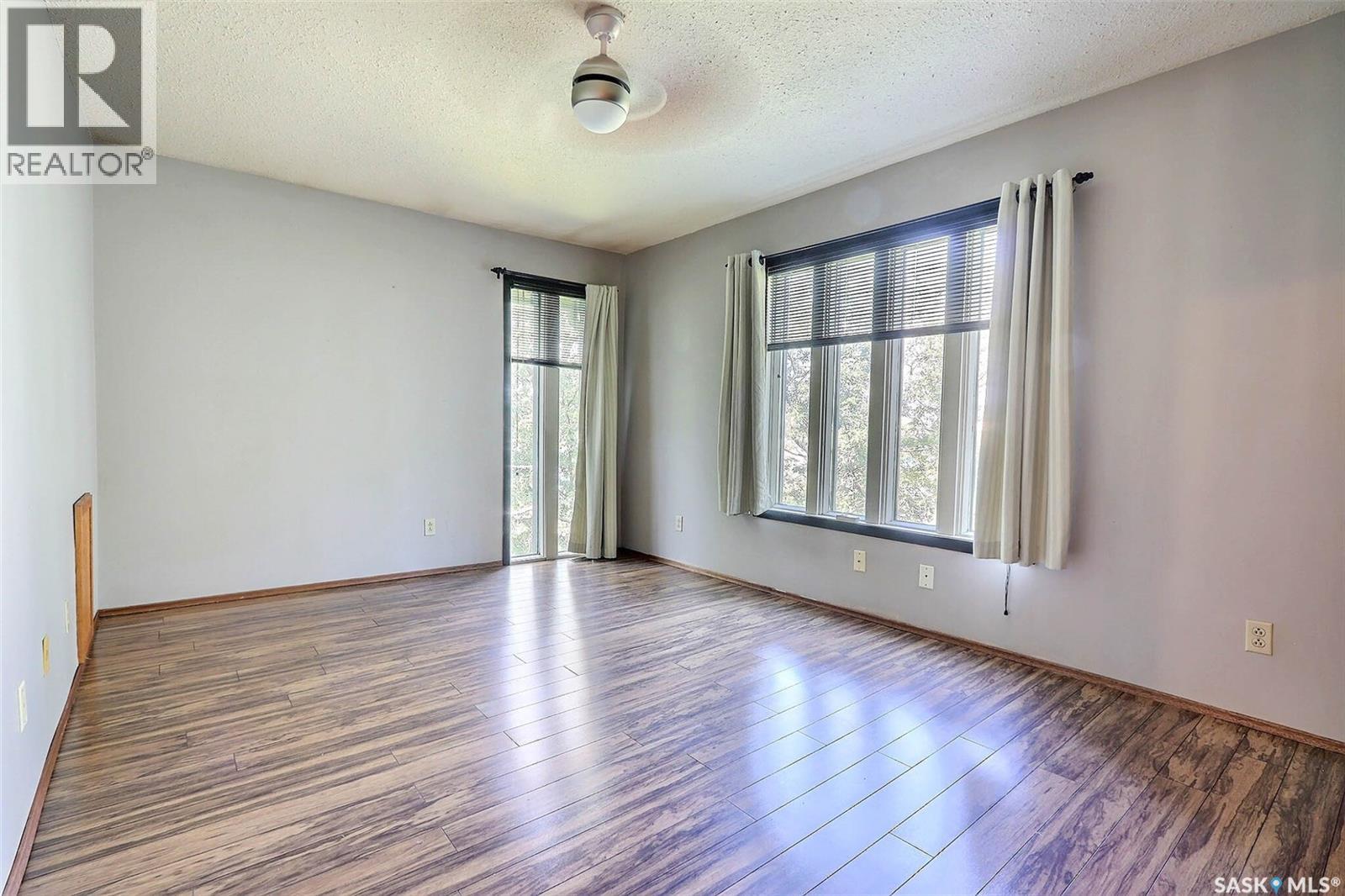 Photo 10 of 407 18th Street W, Prince Albert SK