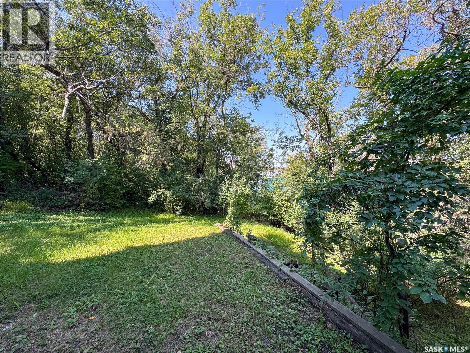 Photo 20 of 407 18th Street W, Prince Albert SK