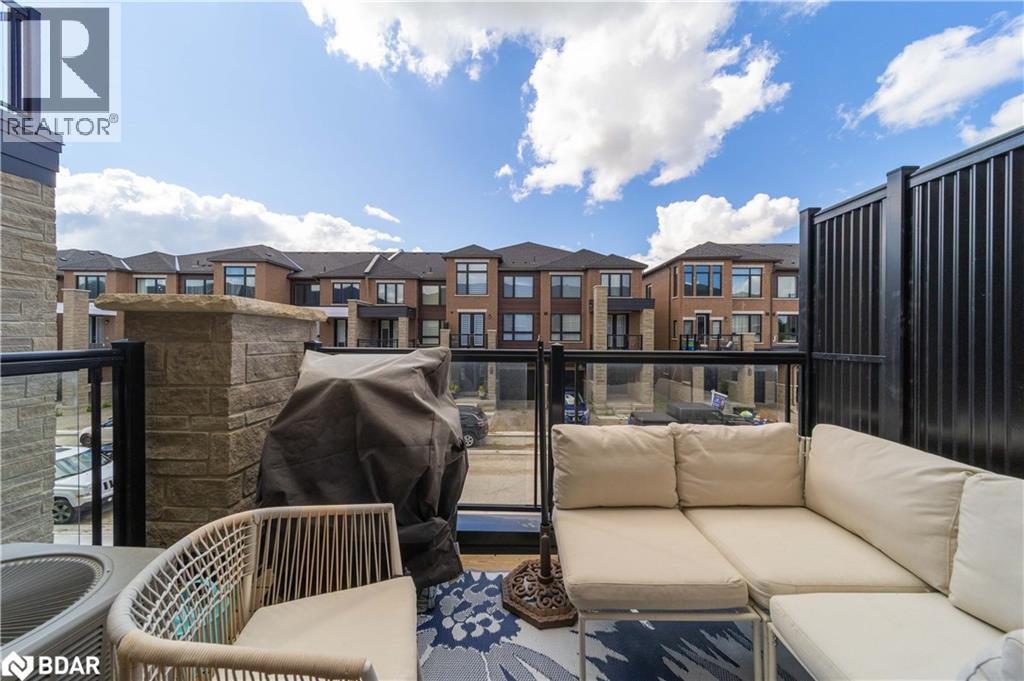 Photo 17 of 22 Red Maple Lane, Barrie ON