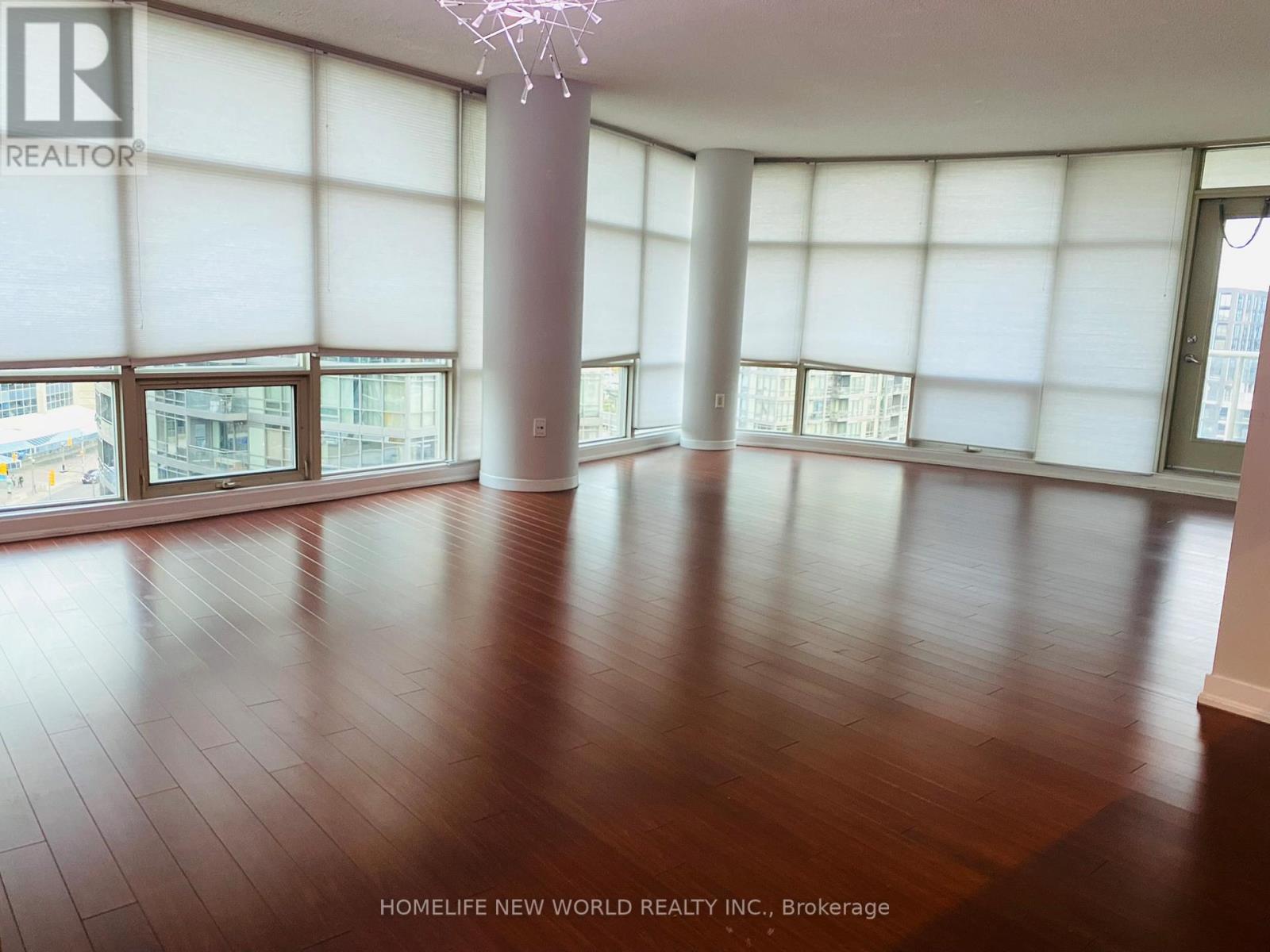 Photo 9 of 1009 10 Navy Wharf Court, Toronto ON
