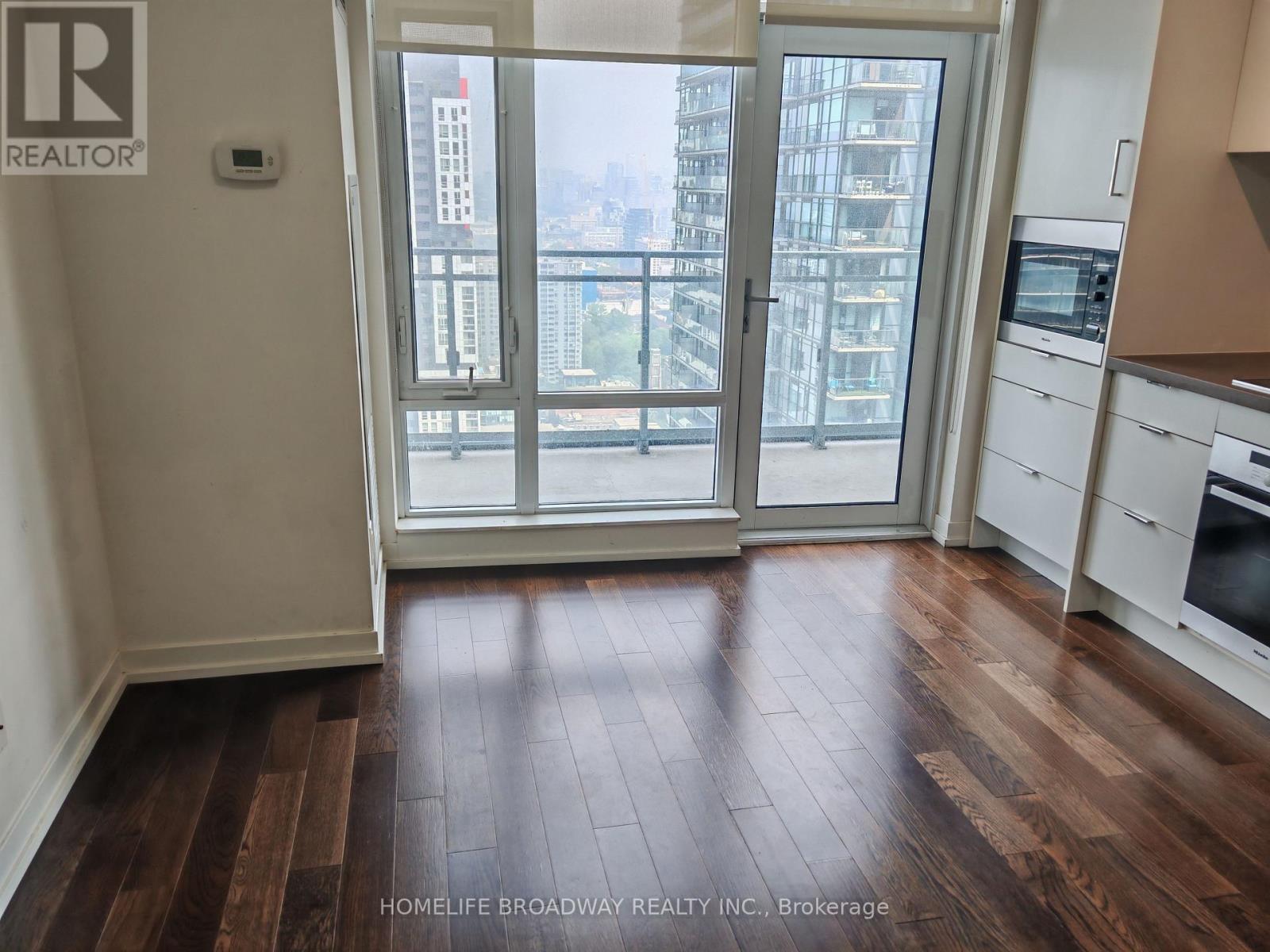 Photo 12 of 3403 21 Widmer Street, Toronto ON