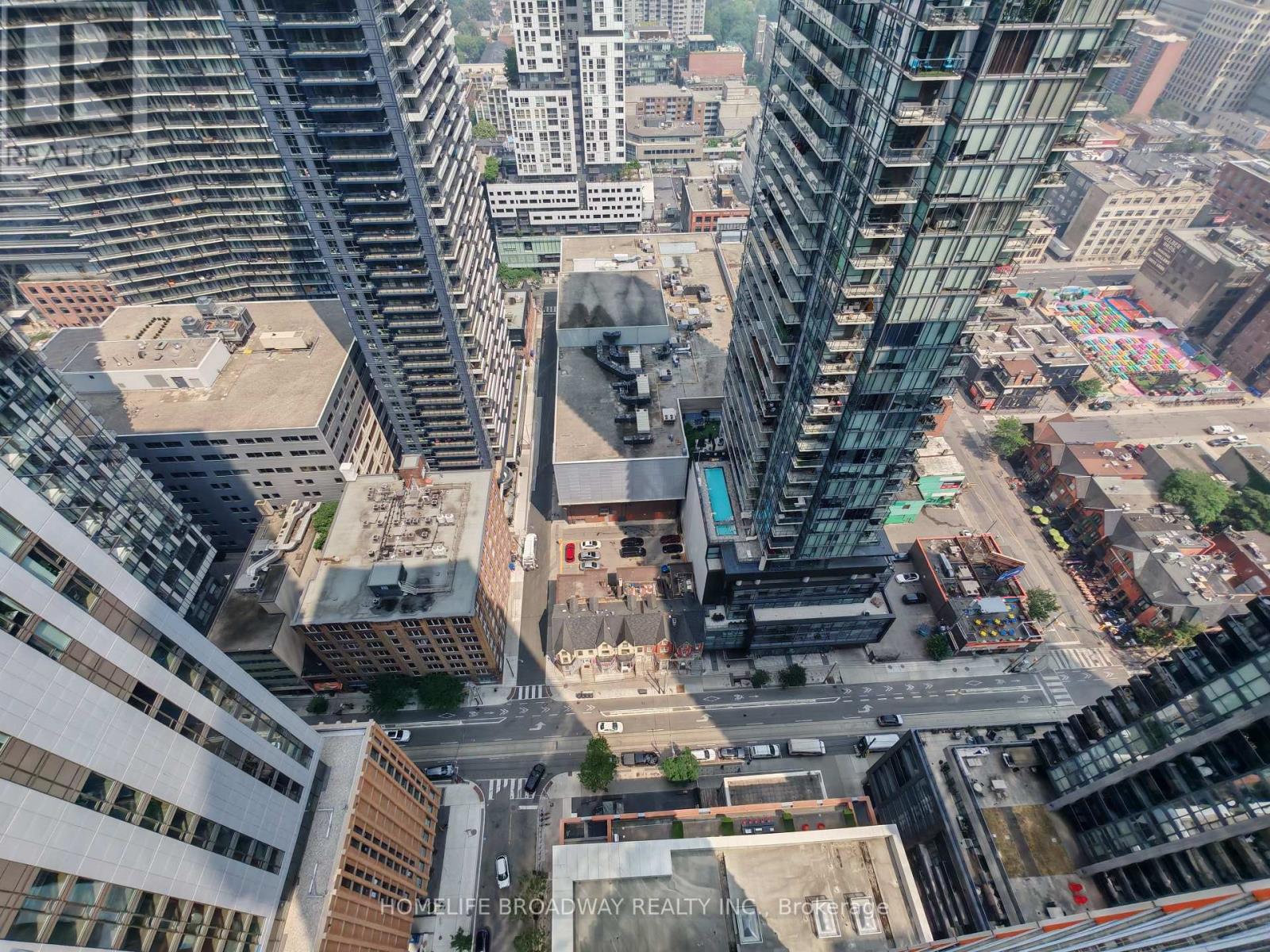 Photo 18 of 3403 21 Widmer Street, Toronto ON