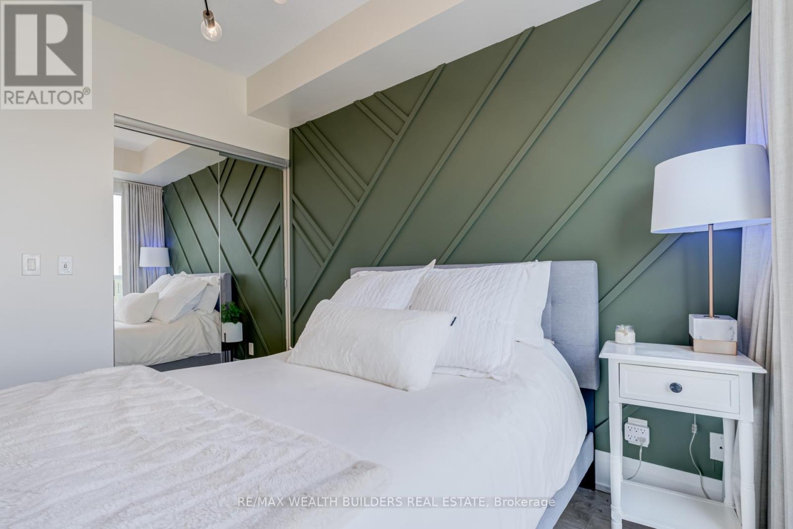 Photo 12 of 418 120 Harrison Garden Boulevard, Toronto ON
