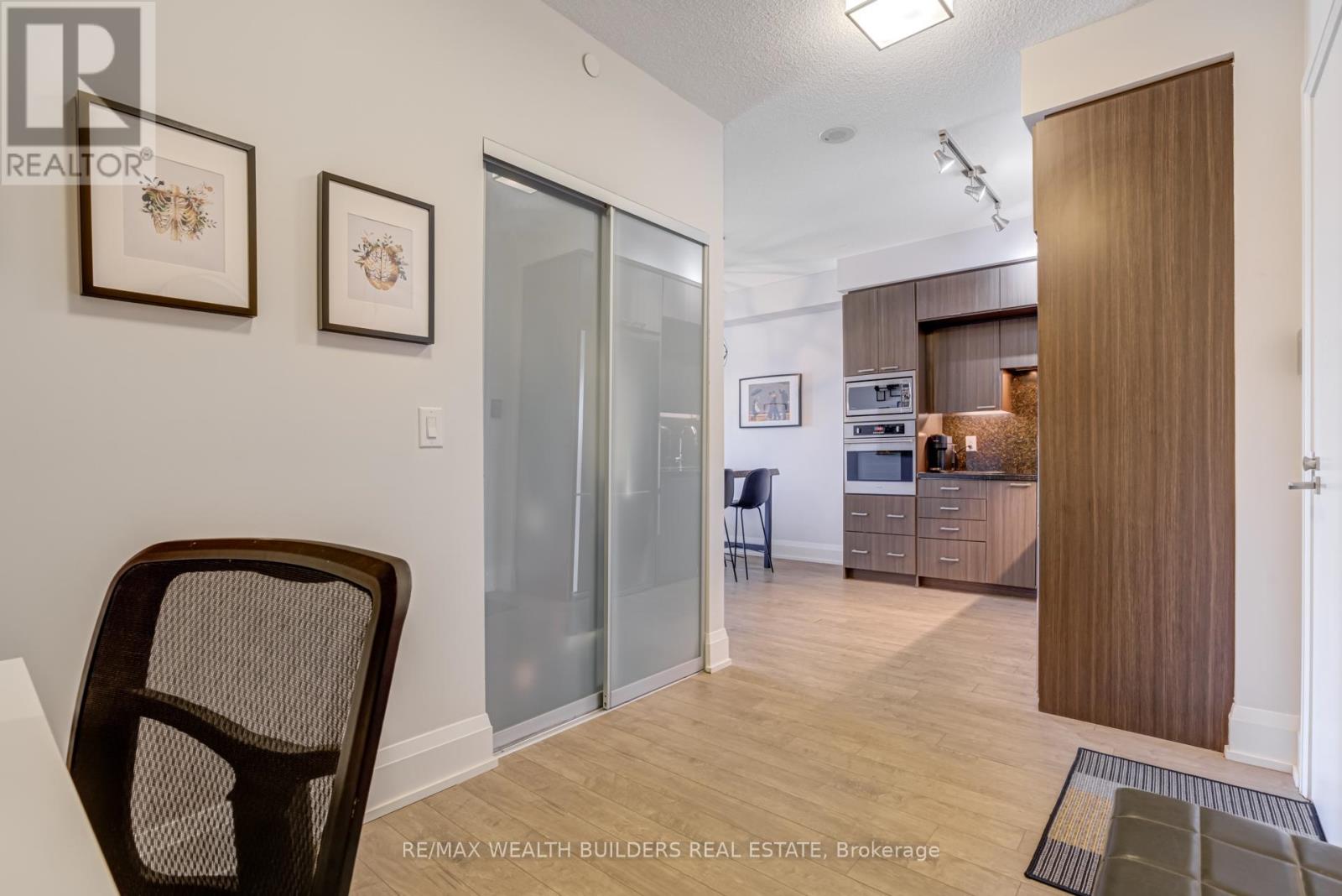 Photo 19 of 418 120 Harrison Garden Boulevard, Toronto ON