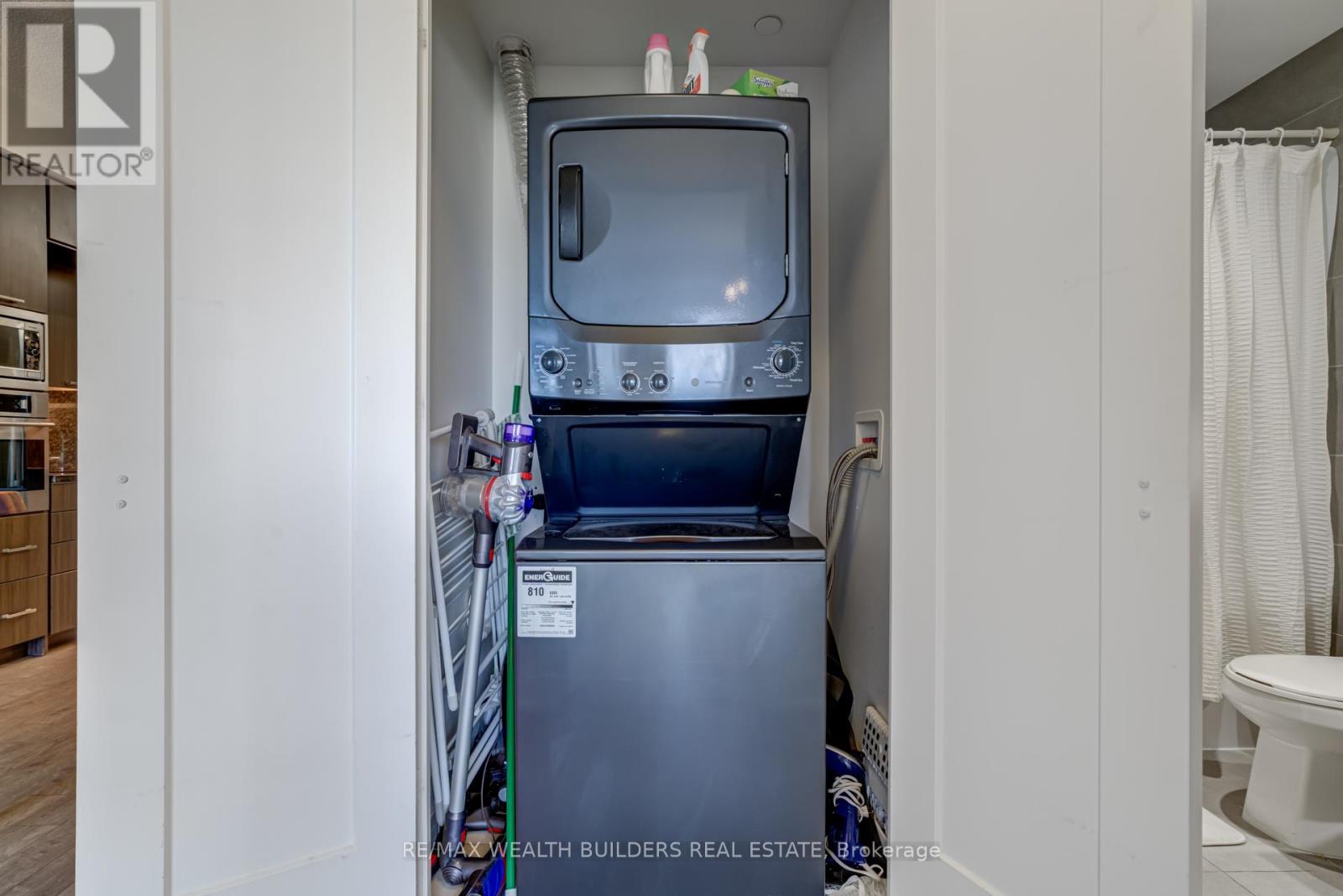 Photo 21 of 418 120 Harrison Garden Boulevard, Toronto ON