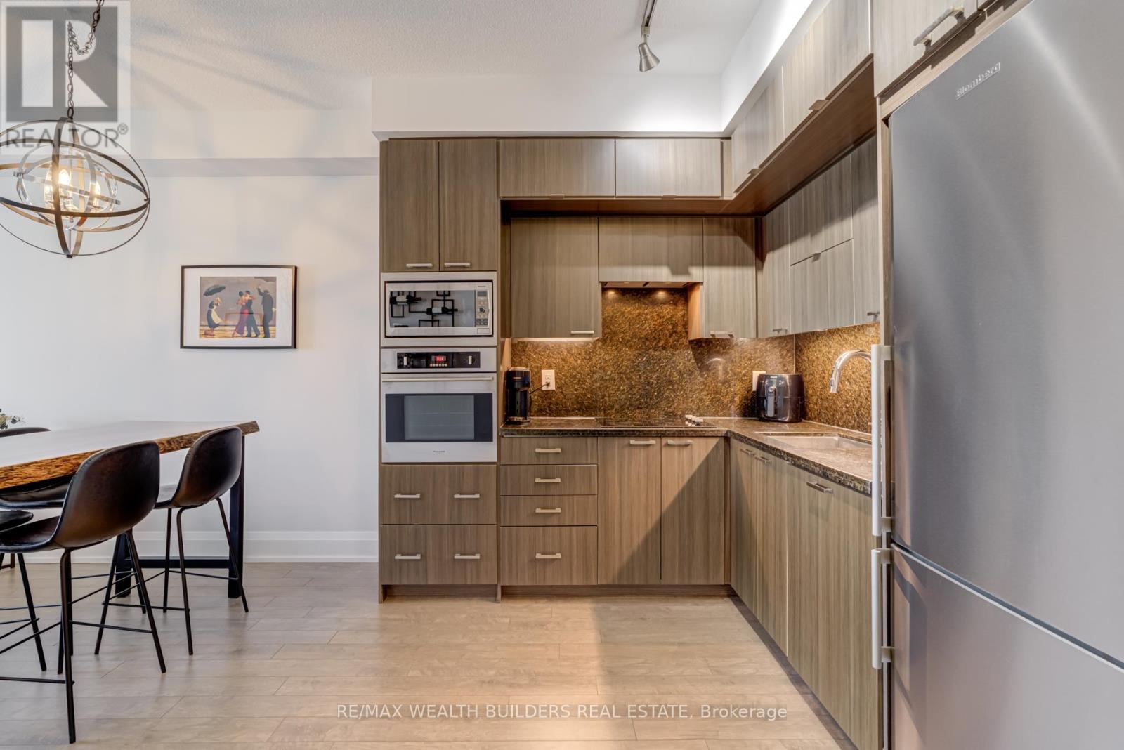 Photo 8 of 418 120 Harrison Garden Boulevard, Toronto ON