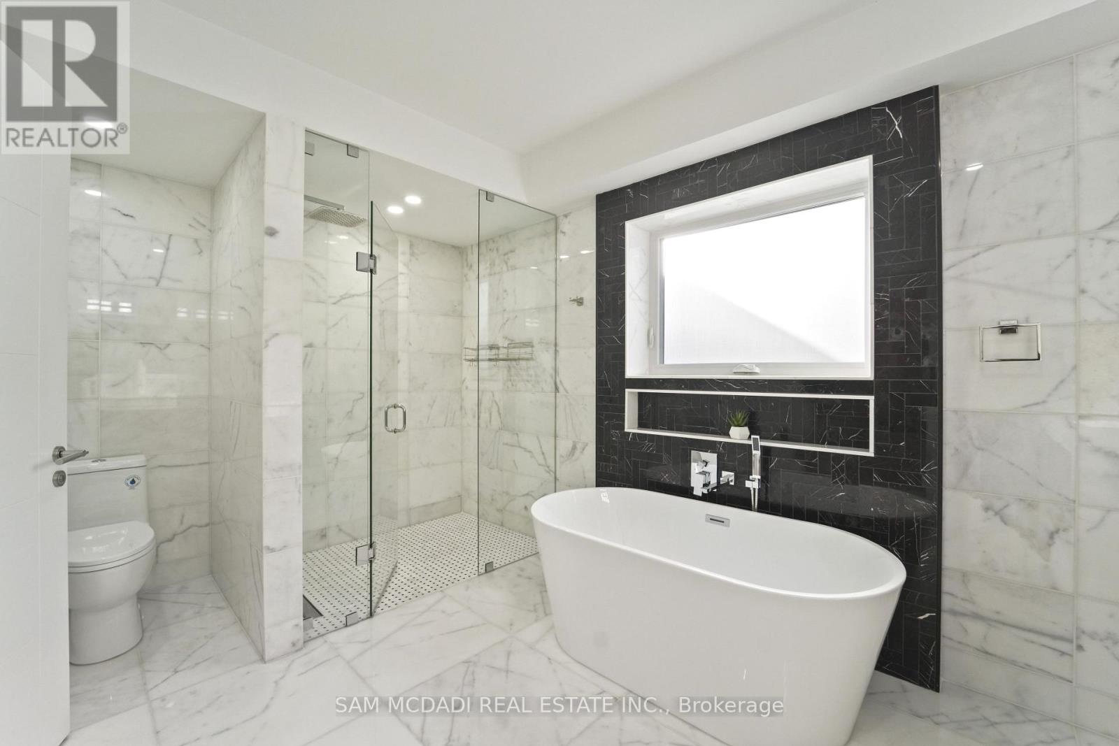 Photo 21 of 11 B Maple Avenue N, Mississauga ON
