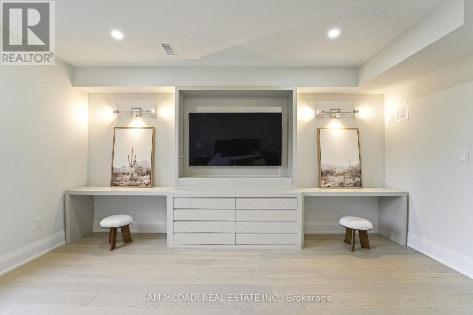 Photo 18 of 11 B Maple Avenue N, Mississauga ON