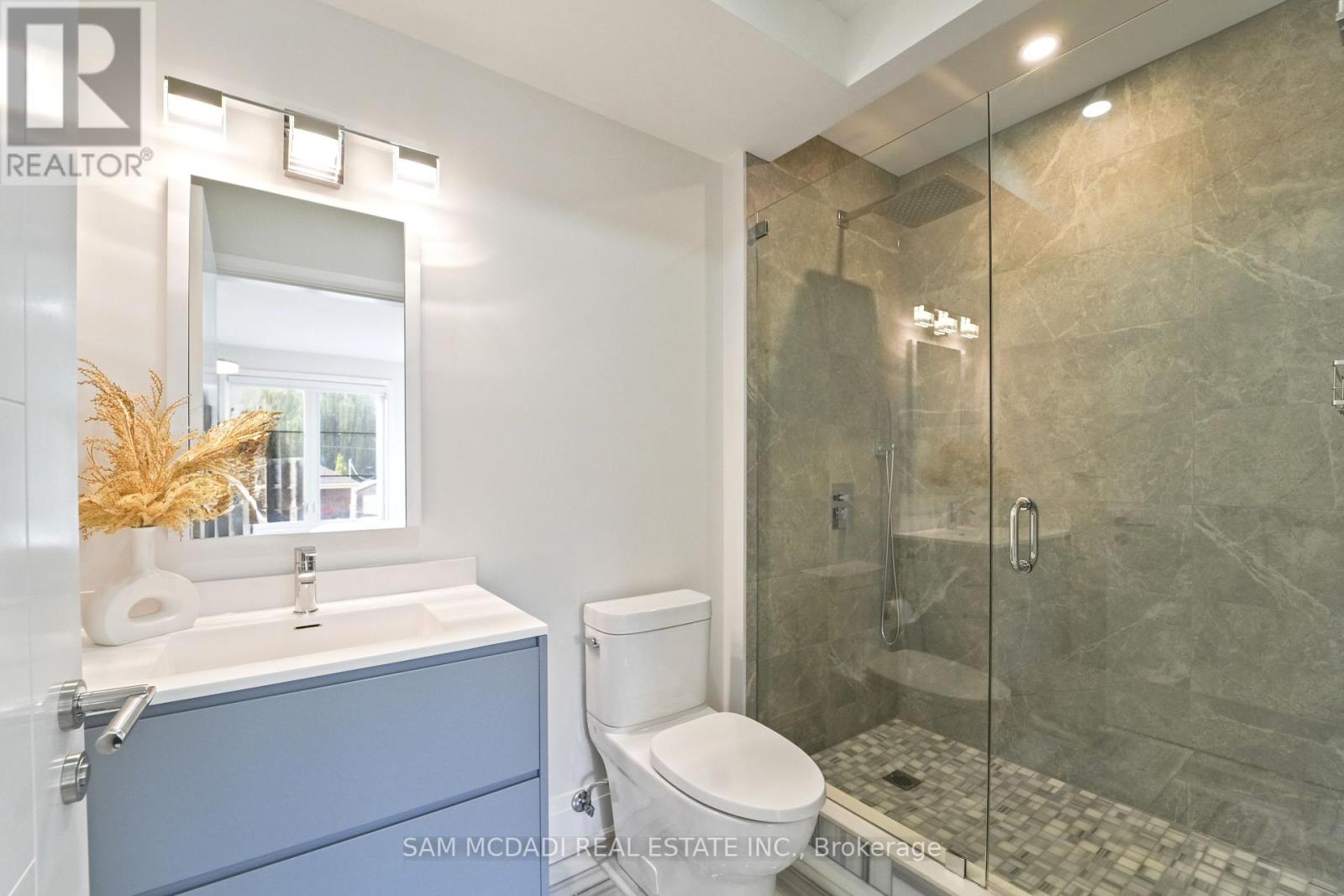 Photo 26 of 11 B Maple Avenue N, Mississauga ON
