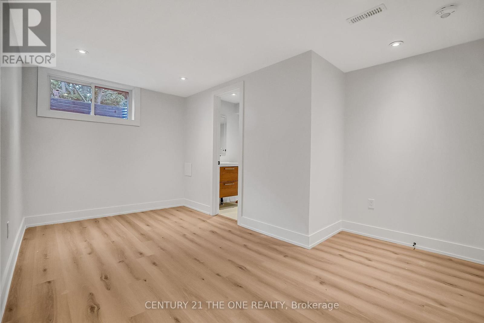 Photo 22 of 100 Martindale Street, Oshawa ON