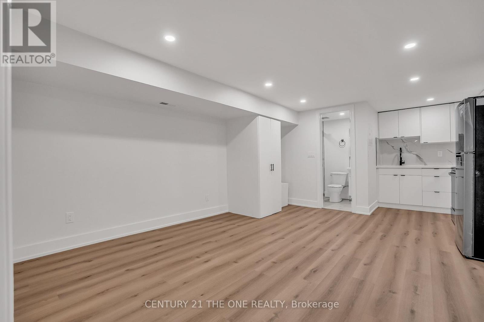 Photo 37 of 100 Martindale Street, Oshawa ON