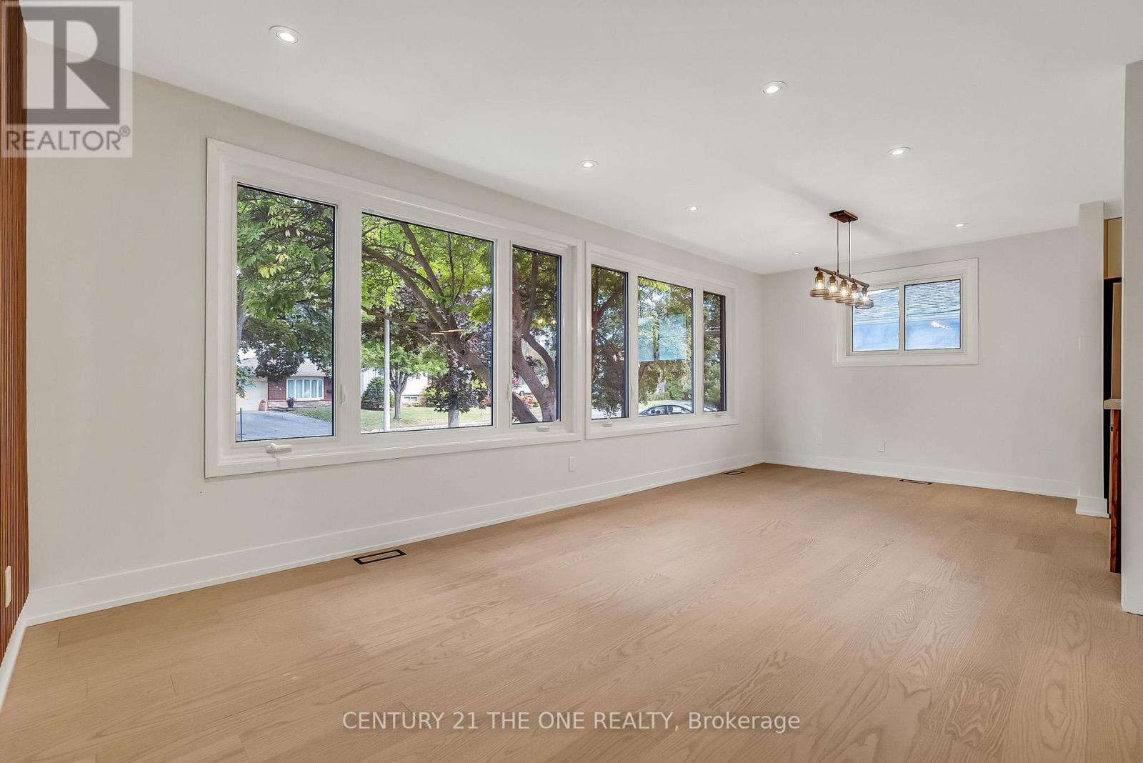 Photo 4 of 100 Martindale Street, Oshawa ON