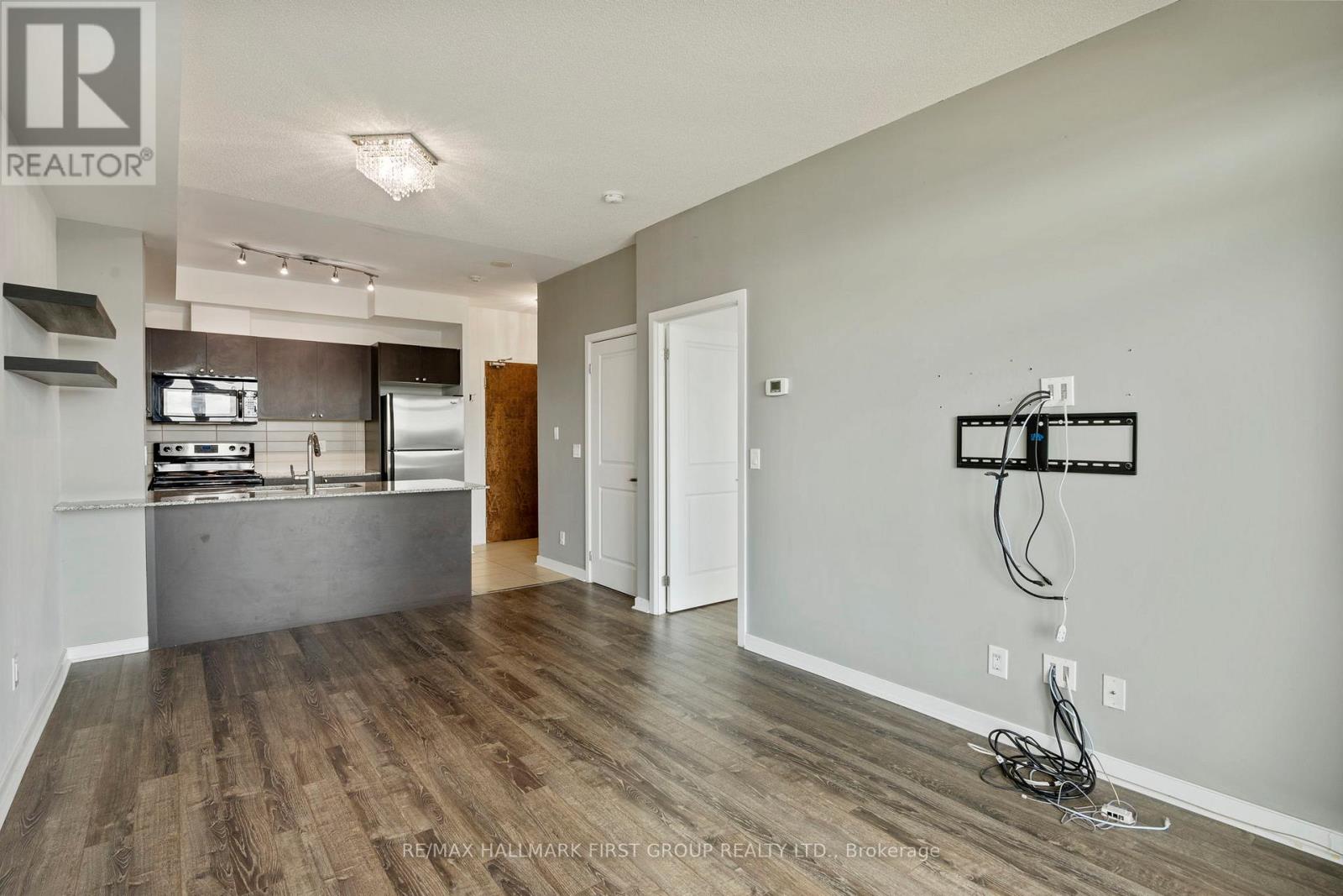 Photo 14 of 1607 1235 Bayly Street, Pickering ON