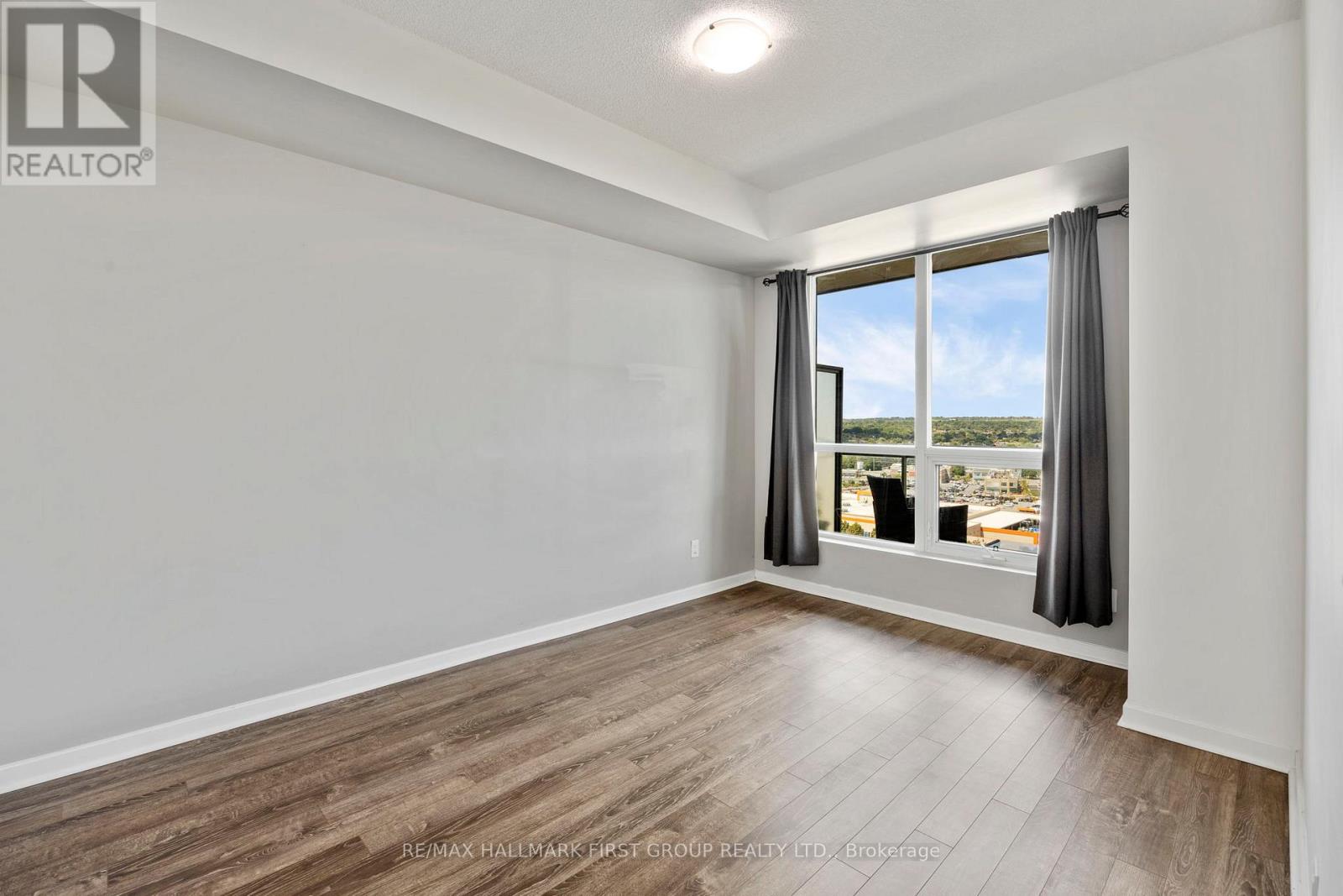 Photo 20 of 1607 1235 Bayly Street, Pickering ON