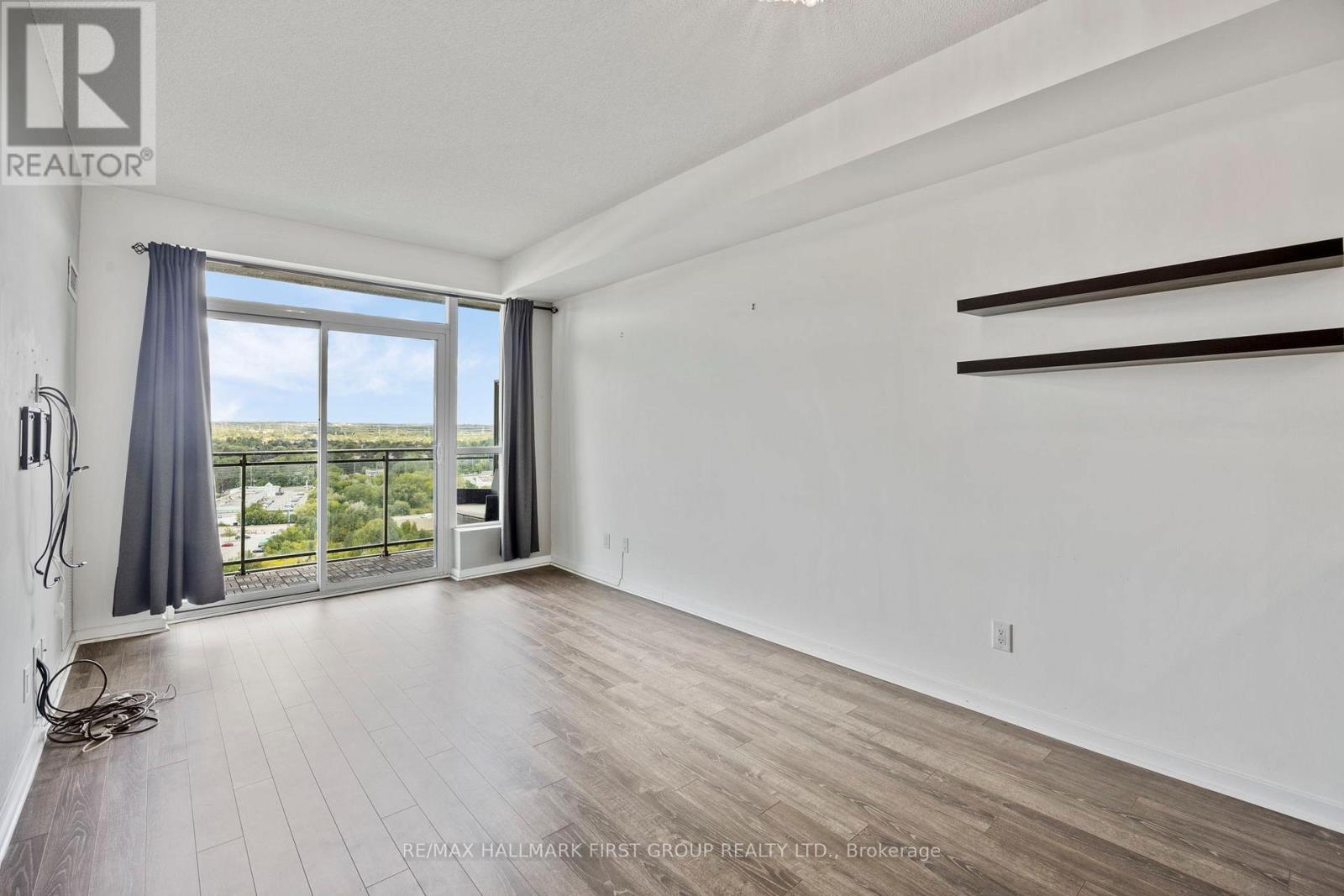 Photo 7 of 1607 1235 Bayly Street, Pickering ON