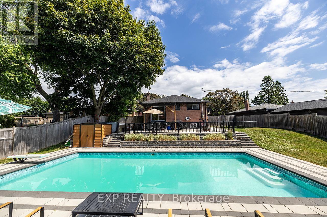 Photo 33 of 854 Antonio Street, Pickering ON