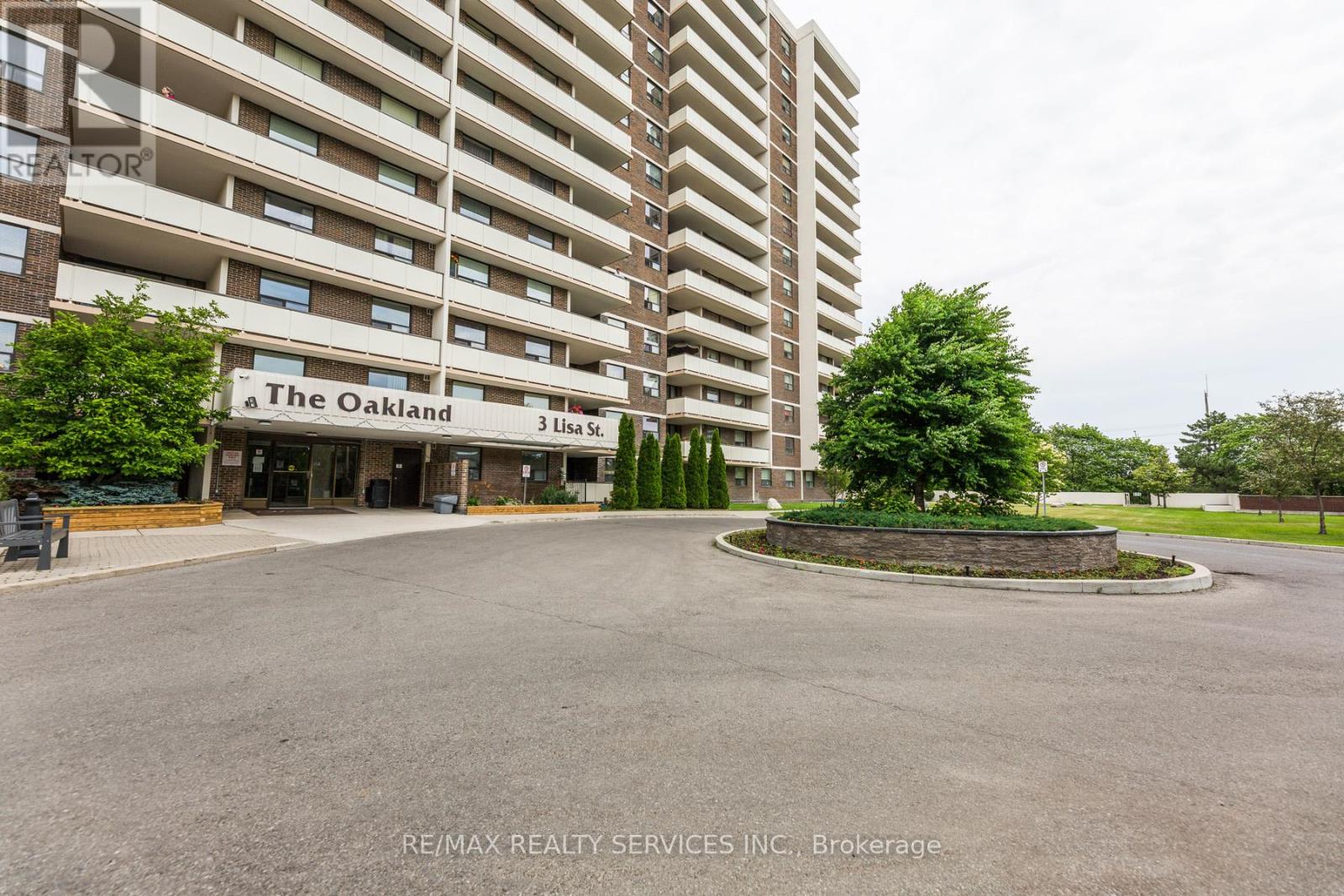 Photo 1 of 302 3 Lisa Street, Brampton ON