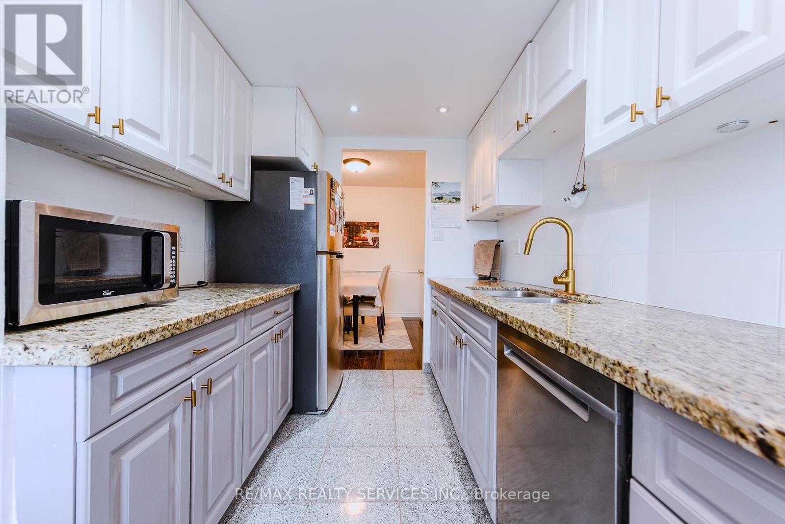 Photo 16 of 302 3 Lisa Street, Brampton ON