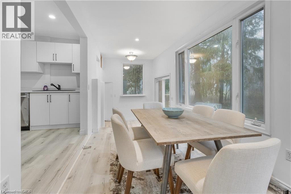 Photo 21 of 376 Philip Place, Ancaster ON