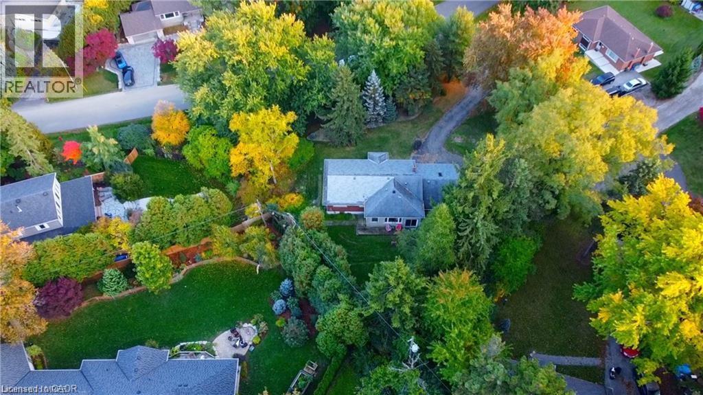 Photo 5 of 376 Philip Place, Ancaster ON
