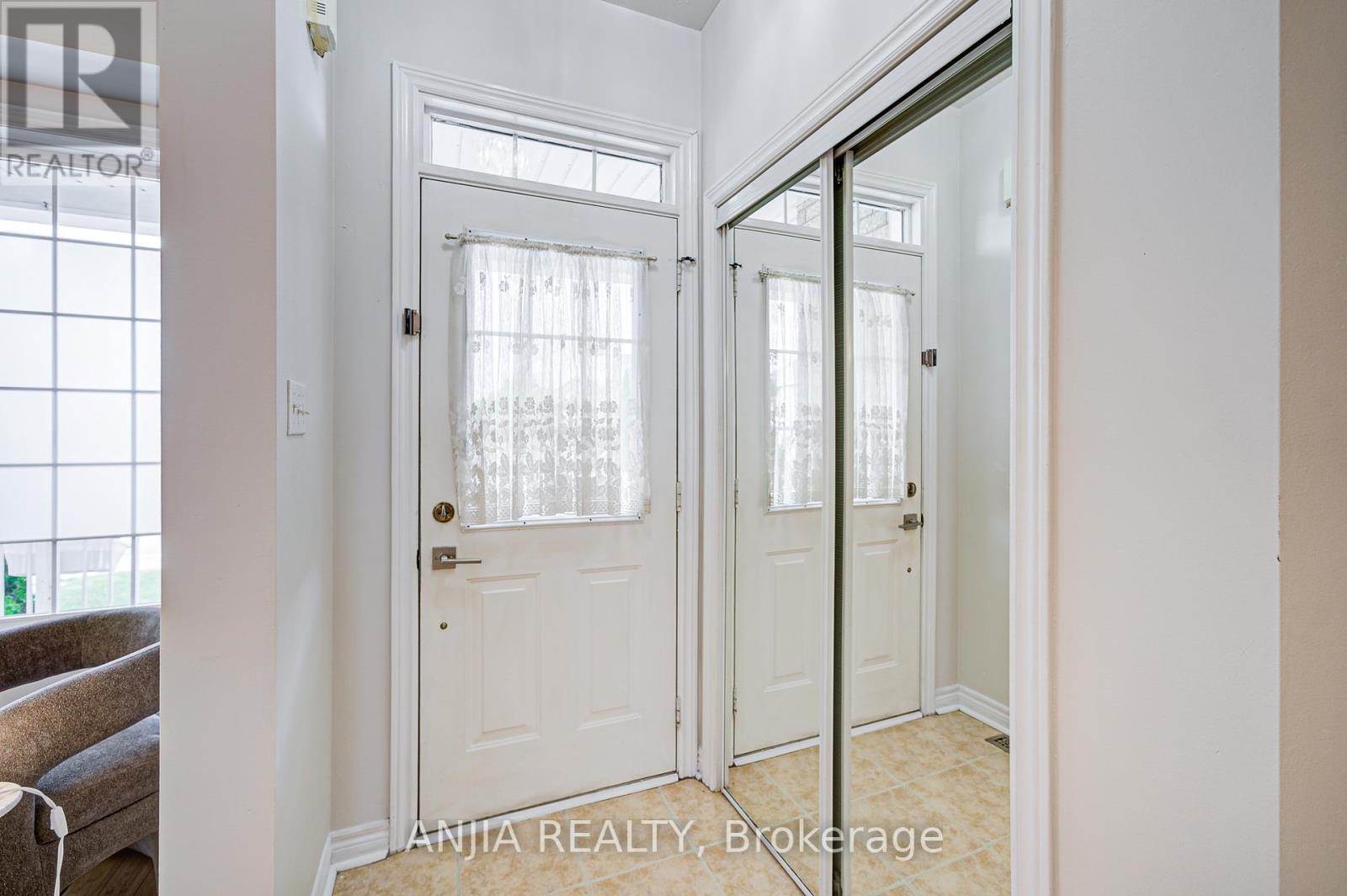 Photo 3 of 140 Edward Jefferys Avenue, Markham ON
