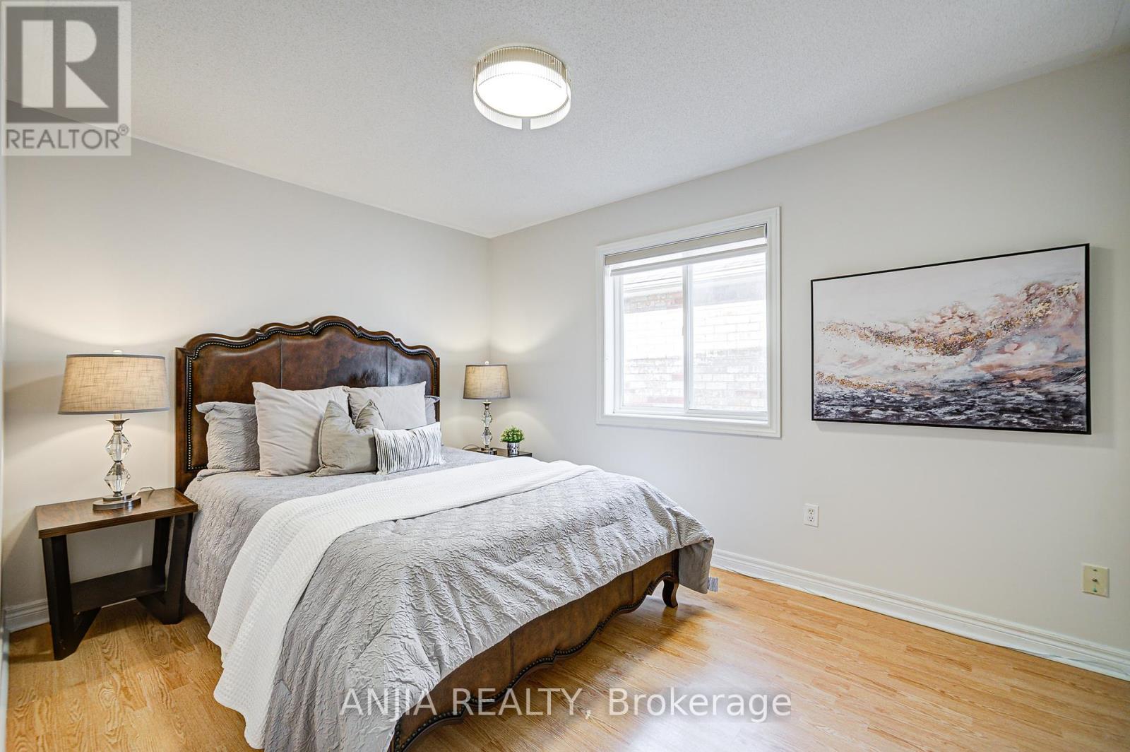 Photo 31 of 140 Edward Jefferys Avenue, Markham ON