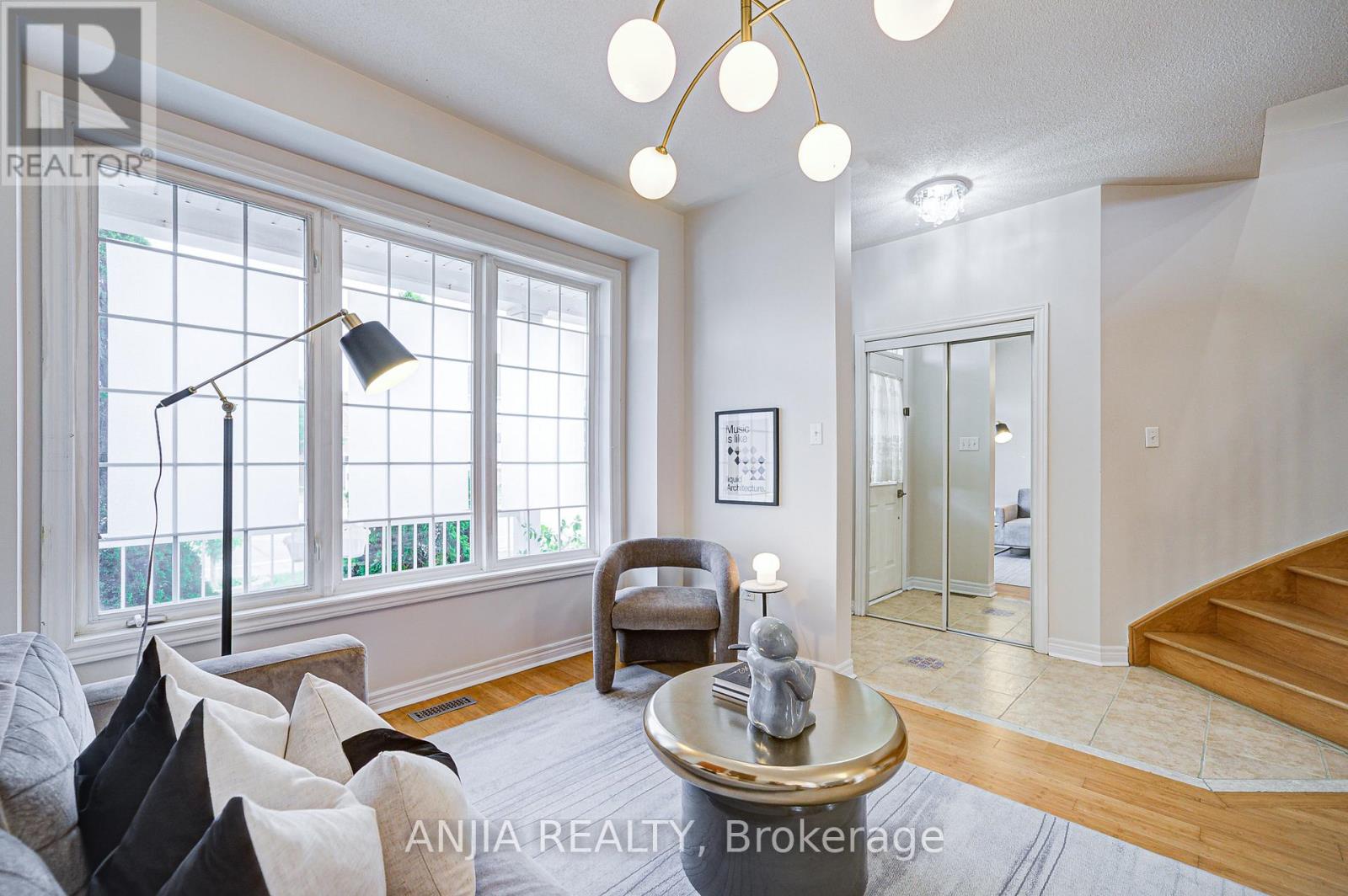 Photo 7 of 140 Edward Jefferys Avenue, Markham ON