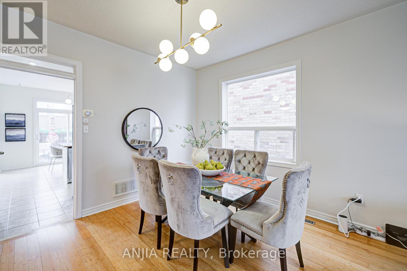 Photo 9 of 140 Edward Jefferys Avenue, Markham ON