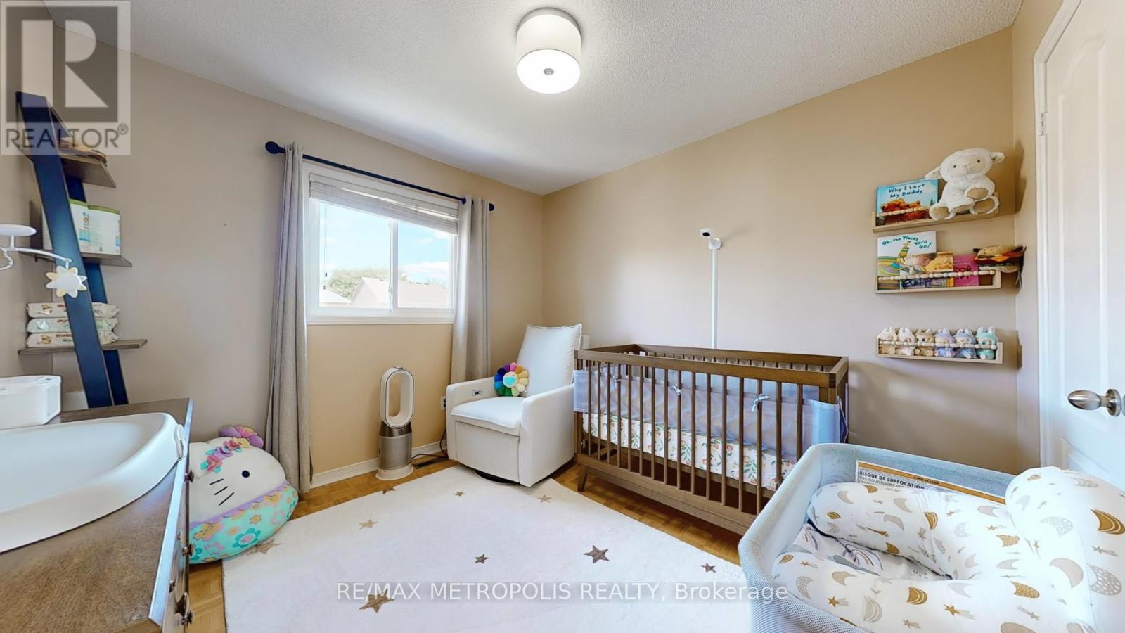 Photo 28 of 63 Whitefaulds Road, Vaughan ON