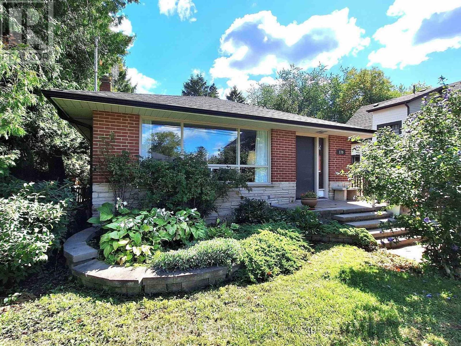 Photo 1 of 179 Church Street, Whitchurchstouffville ON