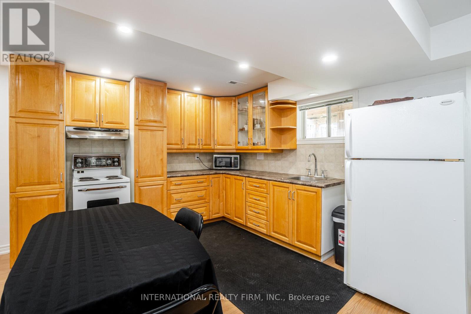 Photo 40 of 67 Rosanna Crescent, Vaughan ON