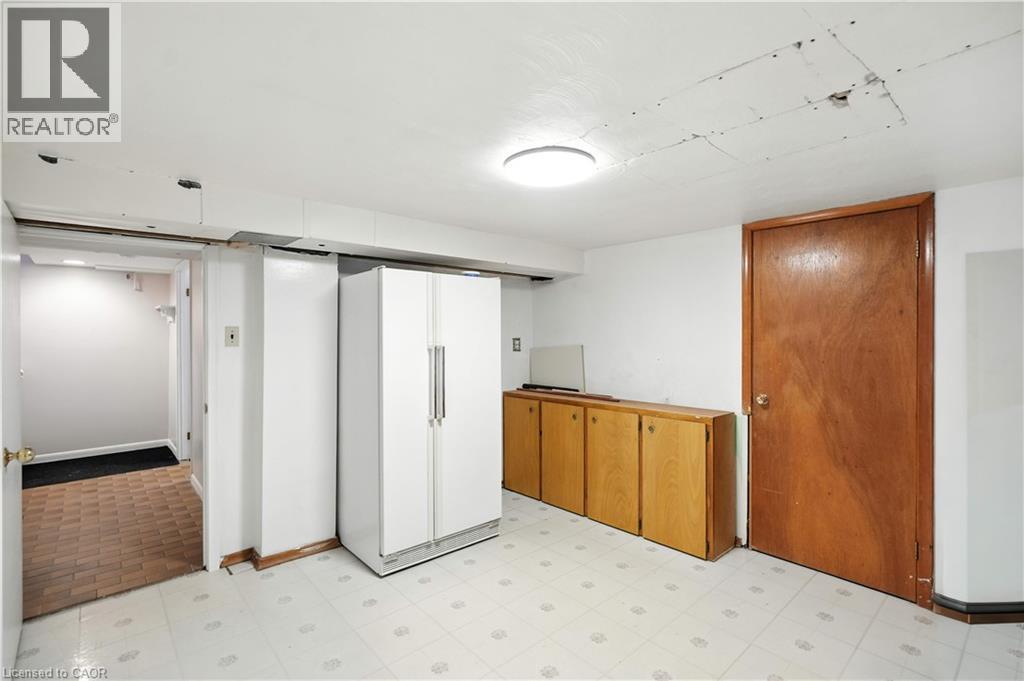 Photo 30 of 127 Garside Avenue S, Hamilton ON