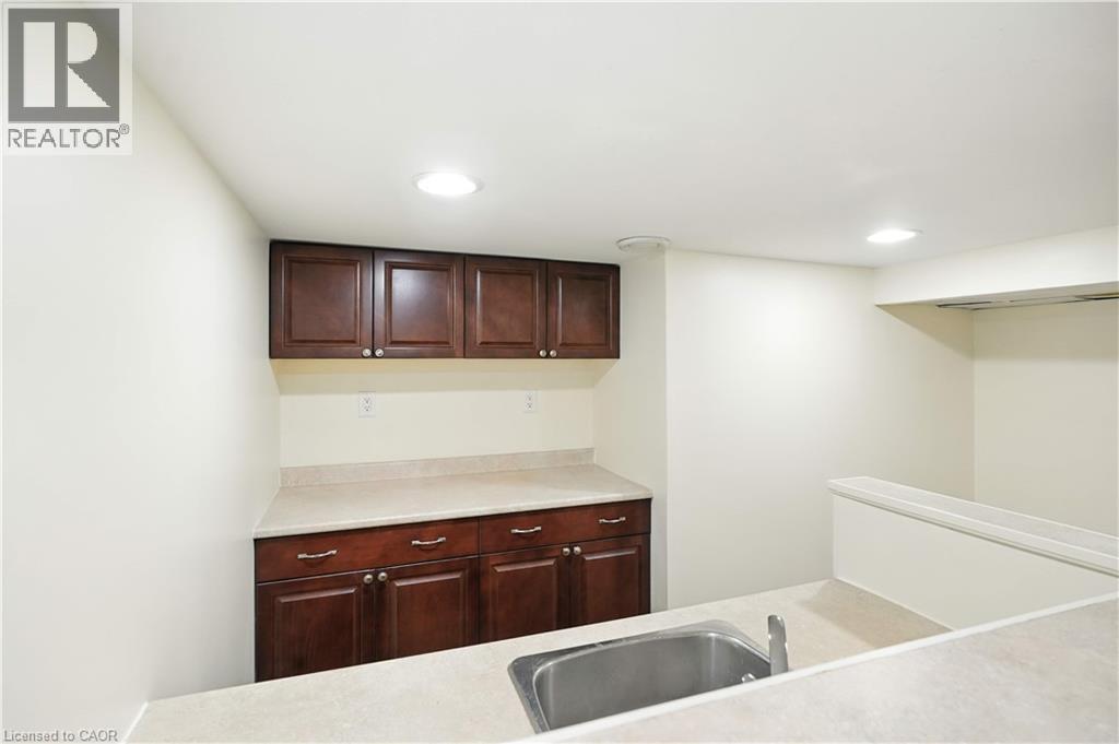 Photo 35 of 127 Garside Avenue S, Hamilton ON