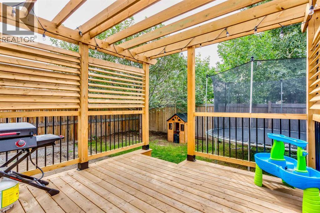 Photo 31 of 523 Windbrook Heights Sw, Airdrie AB