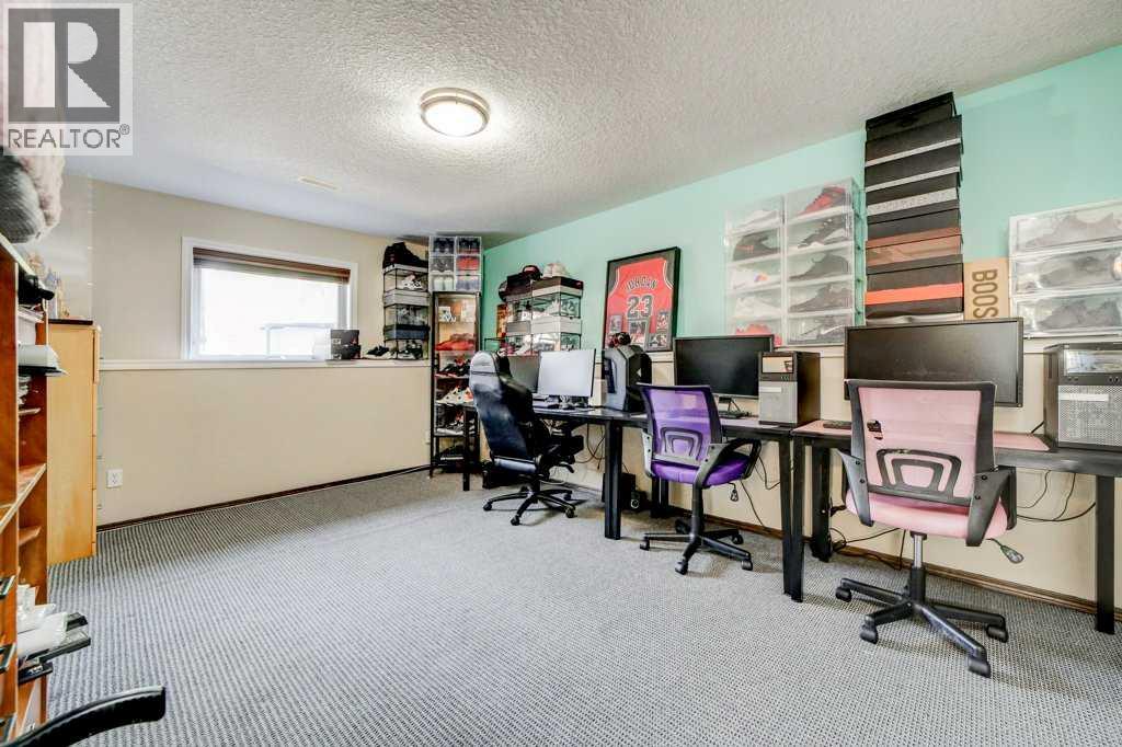 Photo 35 of 338 Kodiak Boulevard N, Lethbridge AB