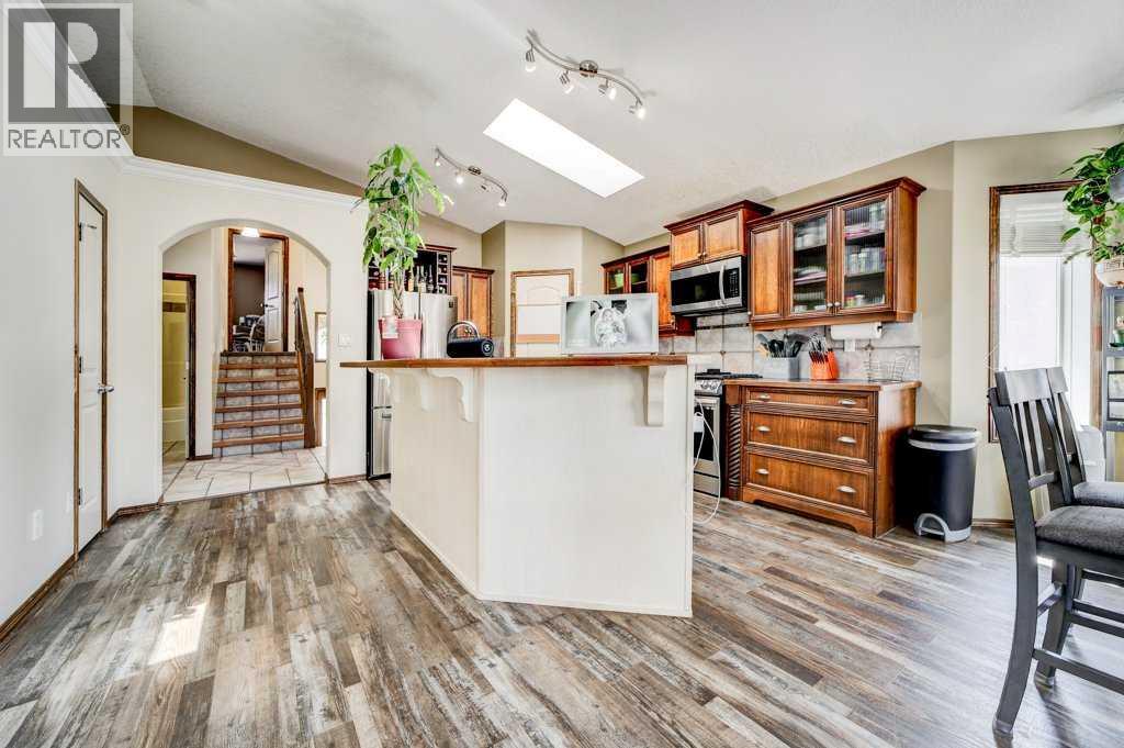 Photo 14 of 338 Kodiak Boulevard N, Lethbridge AB