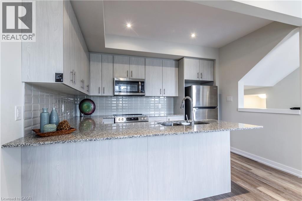 Photo 11 of 10 Birmingham Drive Unit 95, Cambridge ON