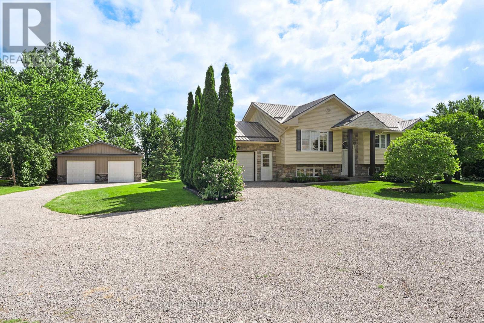 Photo 31 of 108 Beach Road, Kawartha Lakes ON