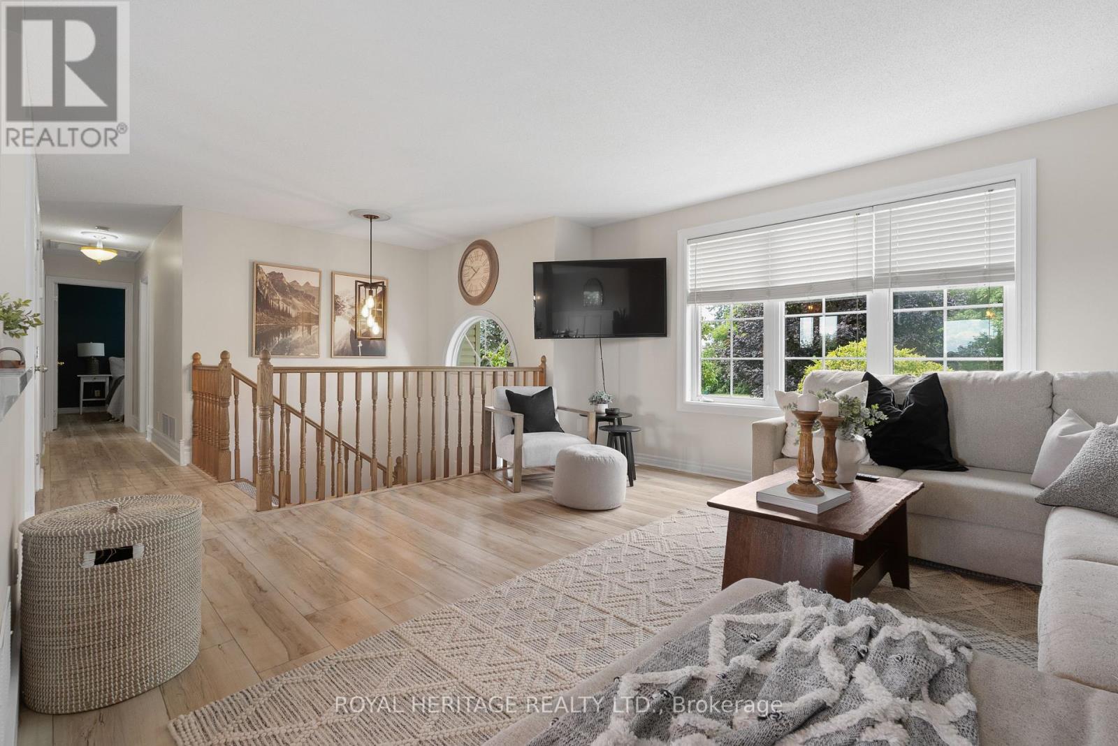 Photo 7 of 108 Beach Road, Kawartha Lakes ON