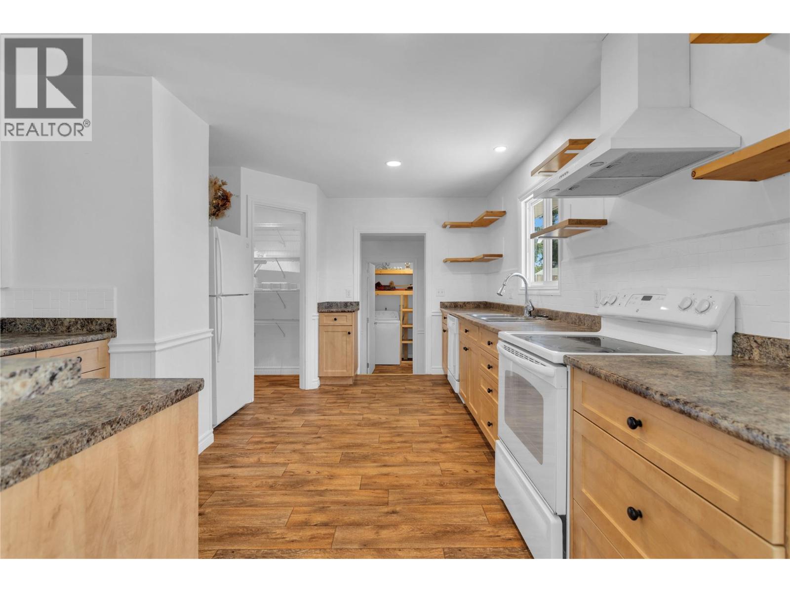  455 Donhauser Road, Kelowna