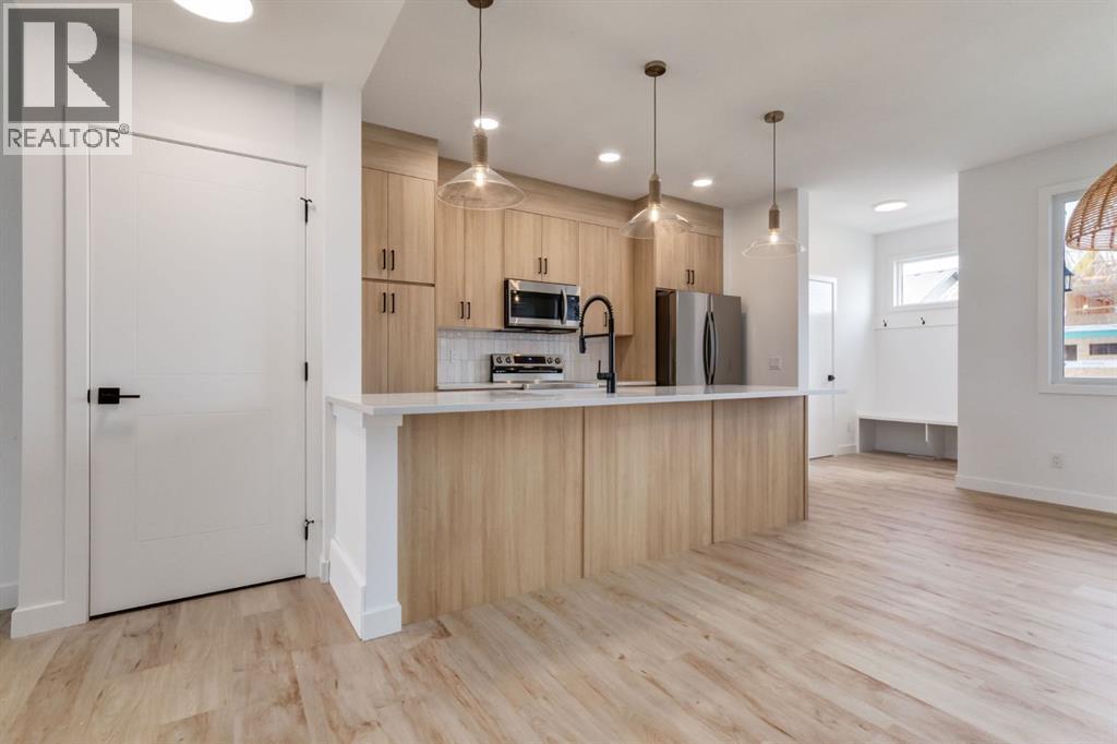 Photo 8 of 146 Belvedere Crescent Se, Calgary AB