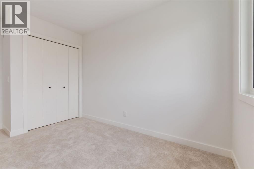 Photo 35 of 146 Belvedere Crescent Se, Calgary AB