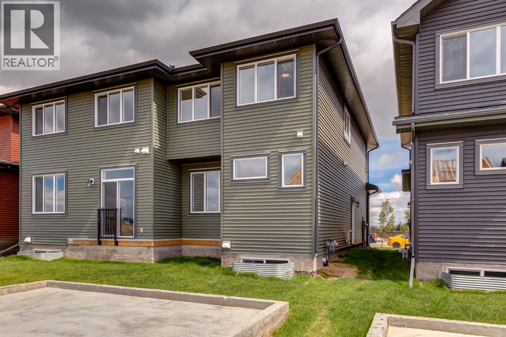 Photo 41 of 146 Belvedere Crescent Se, Calgary AB