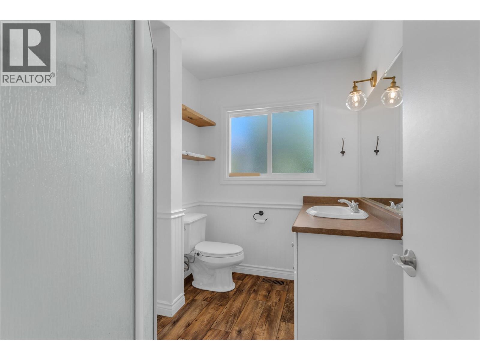  455 Donhauser Road, Kelowna