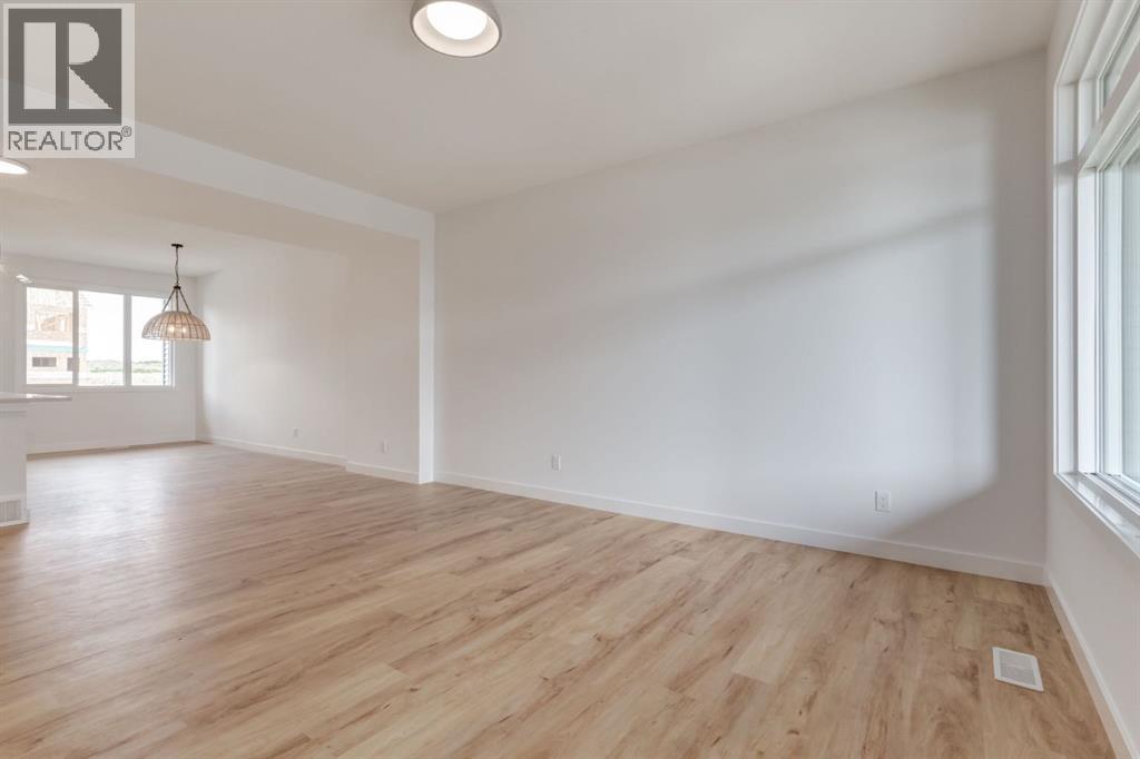 Photo 3 of 146 Belvedere Crescent Se, Calgary AB
