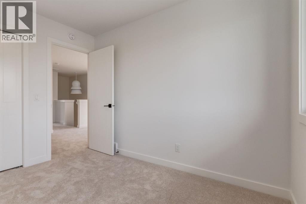 Photo 31 of 146 Belvedere Crescent Se, Calgary AB