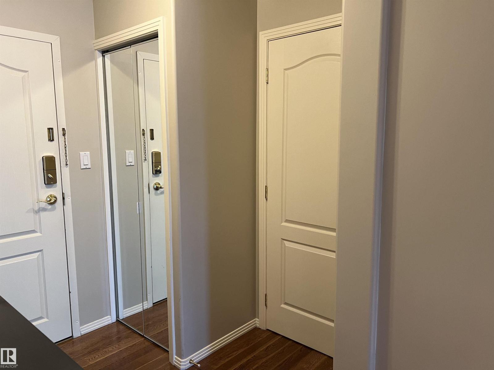 Photo 13 of 301 8215 84 Av Nw, Edmonton AB