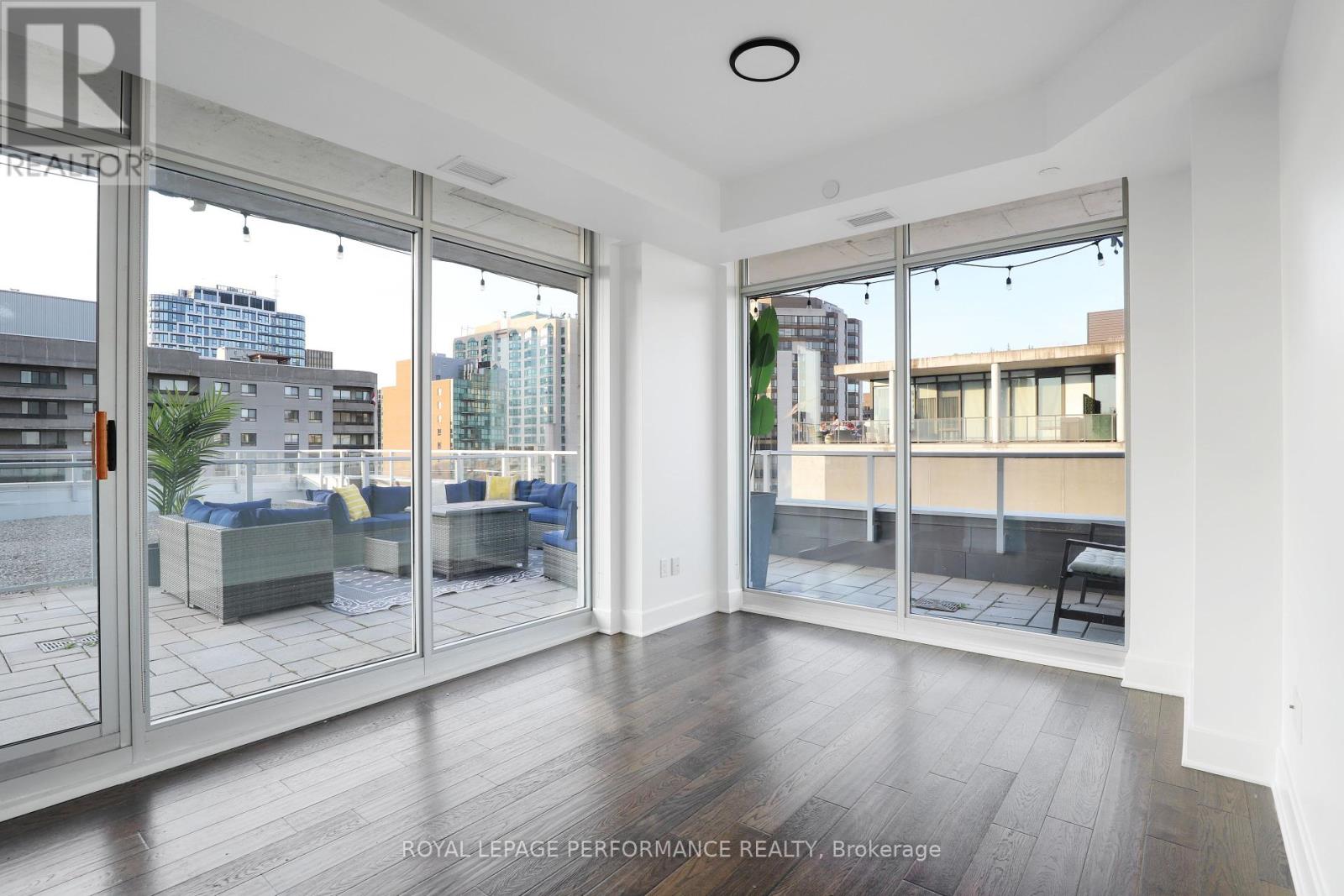 Photo 11 of 1603 255 Bay Street, Ottawa ON